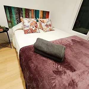 By Universitat Private Hostal